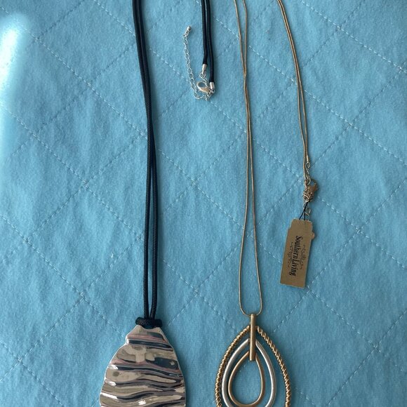 Set of TWO  21" Pendants - Picture 2 of 4